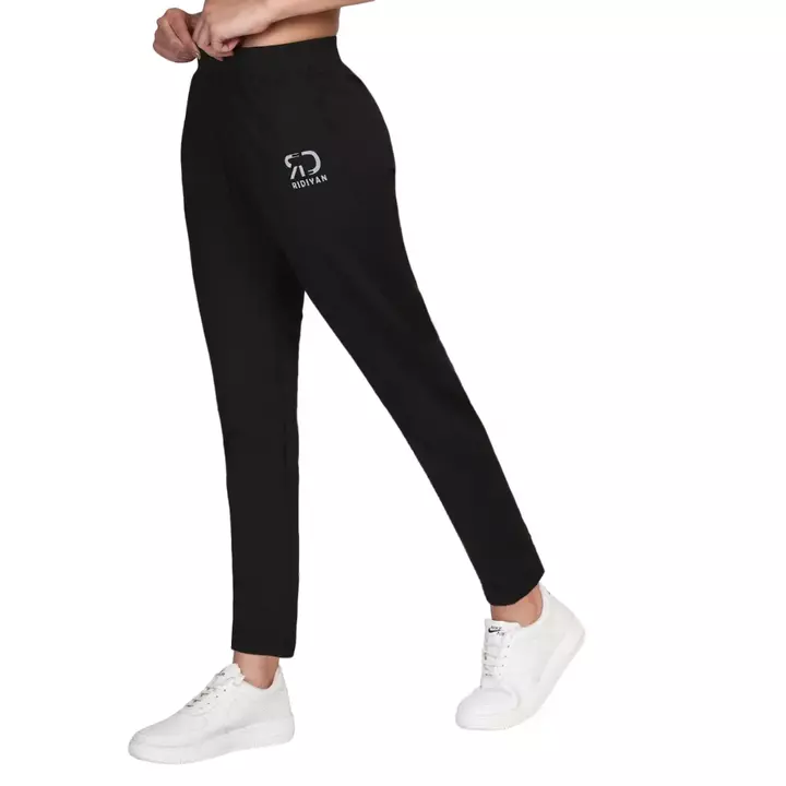 Women's trackpant uploaded by Dream reach fashion on 1/2/2023