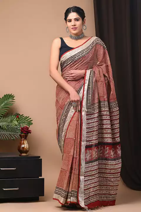 Post image New latest collection👆 
mix-up collection 👌
Bagru  #Hand block printed soft cotton Linen sarees ( all are natural colours vegetable  prints ) 
 with blouse
Natural dye nd color
Saree length  6.5 metr with blouse