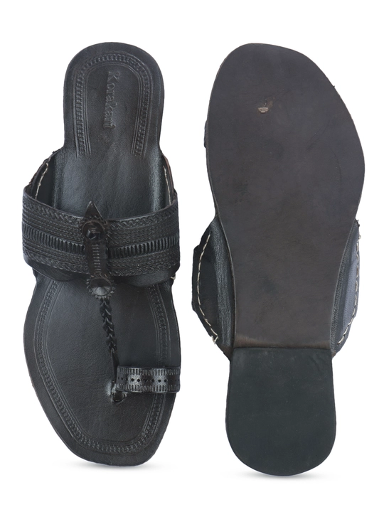Mauze black kolhapuri chappal  uploaded by Divyam Leather Crafts Pvt Ltd on 1/2/2023