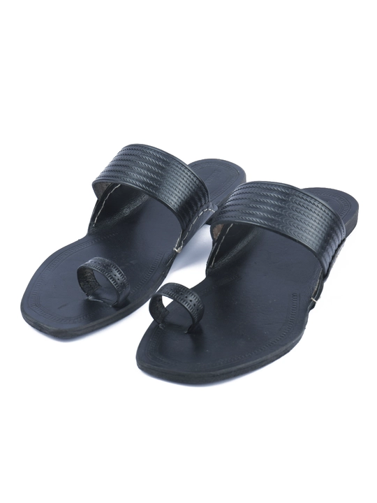 Toe style black Kolhapuri Chappal  uploaded by Divyam Leather Crafts Pvt Ltd on 1/2/2023