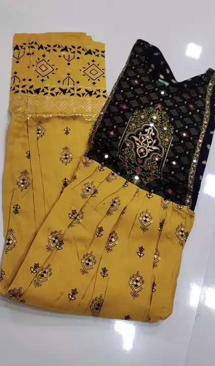 Product uploaded by Sri hari collections on 1/3/2023