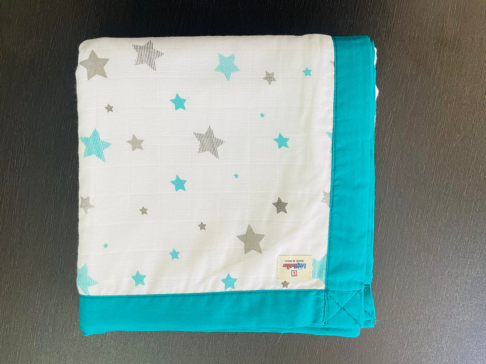Product image of Multi star quilt, 6 layers muslin quilt , price: Rs. 650, ID: multi-star-quilt-6-layers-muslin-quilt-a08447b9