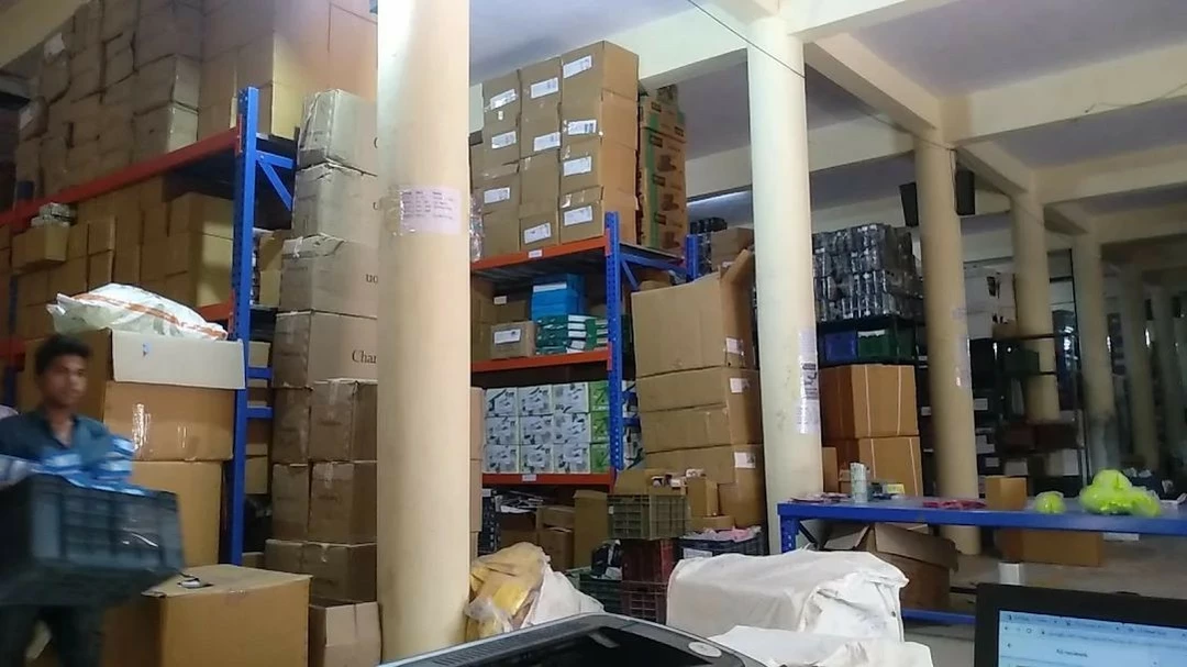 Warehouse Store Images of DeoDap