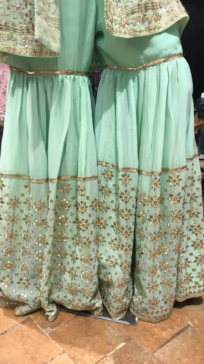 Presenting  New 5000 Series  Quality Ek level UP 

Code :  *5452*🔥🔥😍💥💥

🧚‍♀Shrug  

Fabric   : uploaded by SN creations on 1/4/2023