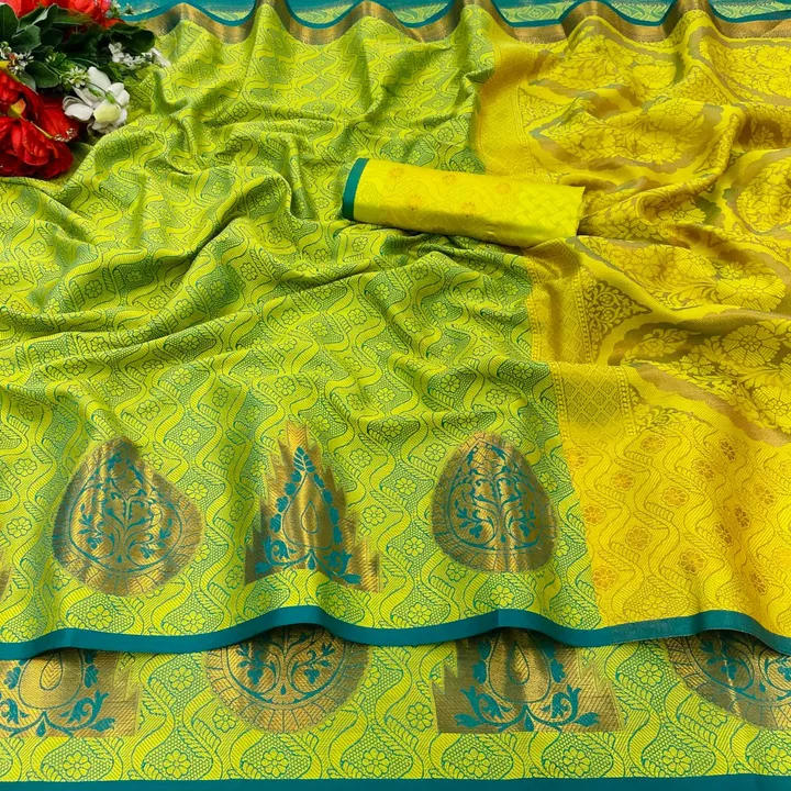 Silk Saree with blouse uploaded by business on 1/4/2023