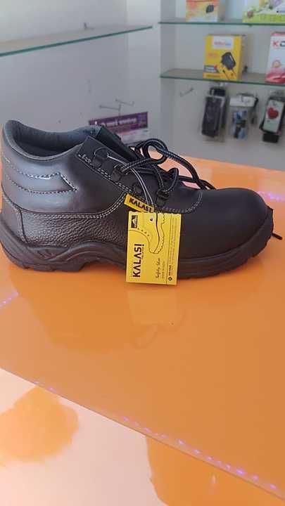 Kalasi Safety shoes uploaded by business on 2/9/2021