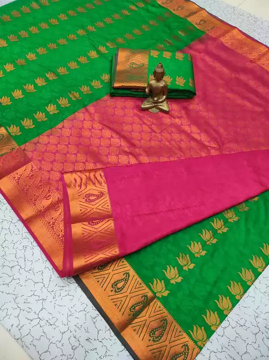 Post image *🌸🌸 Elite double weave Kanchipuram semi silk saree🌸🌸*

Semi silk fabric,

Double side banras keddi border,

Rich contrast pallu with brocade contra blouse,

Full body zari butta,

*Vibrant colors and quality is found nowhere,*