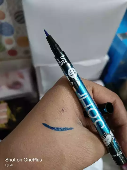 Buy BINGEABLEENJOY THE DIFFERENCE Waterproof Black Yankina Sketch Pen  Eyeliner Stay Up To 36 Hours Online at Best Prices in India  JioMart
