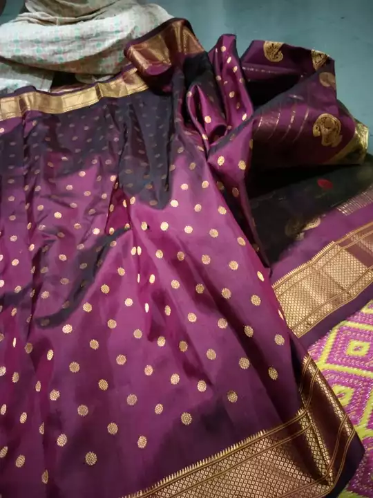Maharani Paithani sharre uploaded by Gadwal & paithani handloom silk sharres on 1/7/2023