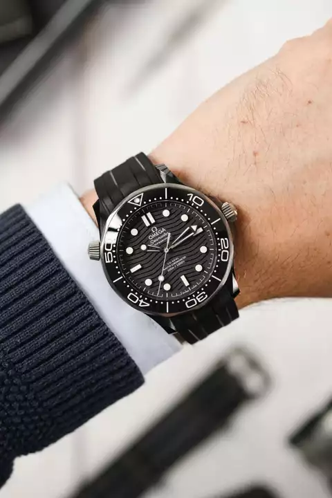 Rolex uploaded by business on 1/7/2023