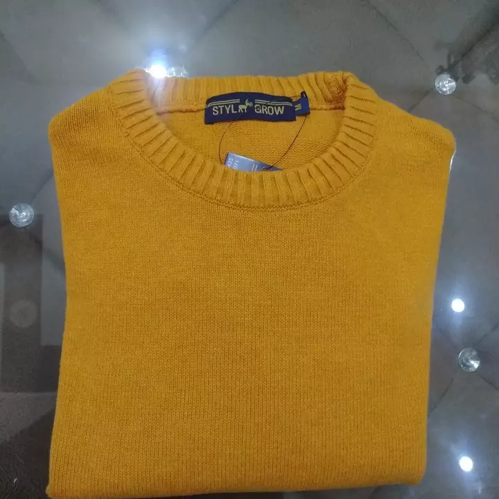Round neck men sweater uploaded by Stylgrow on 1/8/2023