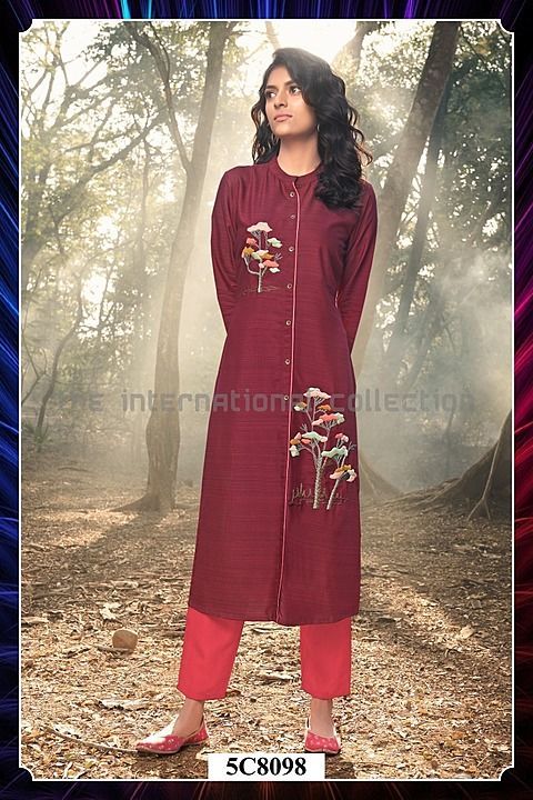 Post image *Flowerista vol 1*

_Heavy Embroidery Work Long Gown_  🧵 

*Fabric:* Khadhi Rayon 

Size: 
M:38”  
L:40”
XL:42”
XXL:44”

Length:50”

Price: 1050
Singles Available