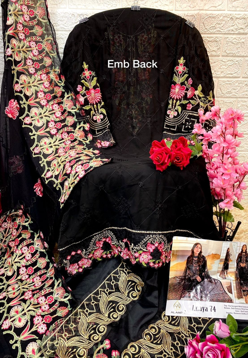 Pakistani suits  uploaded by business on 1/10/2023