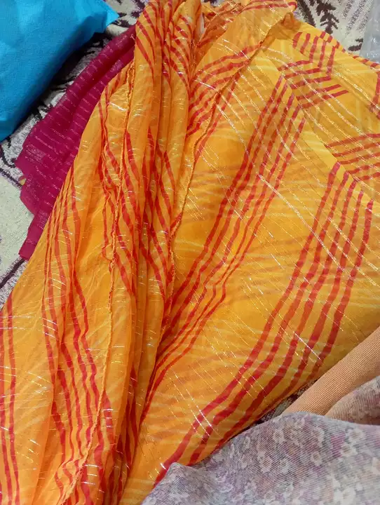 Post image I want 50+ pieces of Saree at a total order value of 6000. I am looking for Chiffon saree. Please send me price if you have this available.