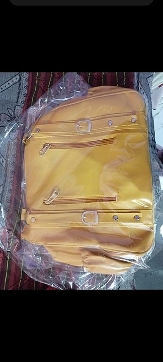 Ladies handbags uploaded by KASARO FASHION on 2/11/2021