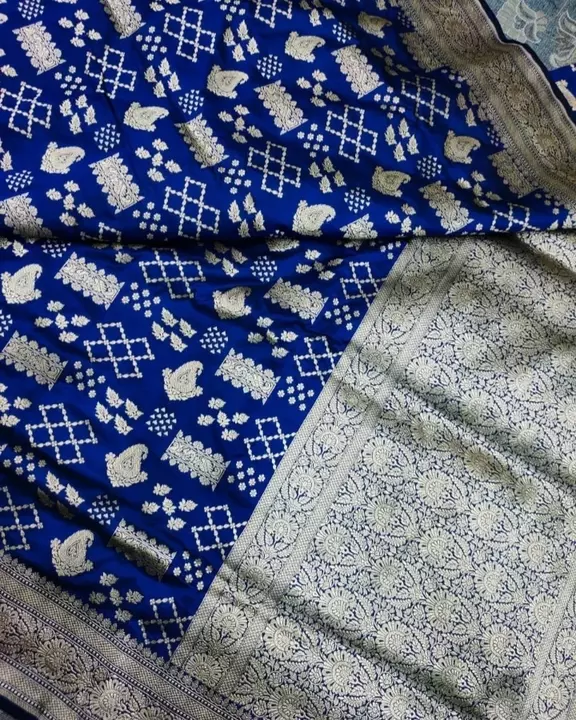 Post image Handloom pure silk upada saree..and real zari weaving...

Booking Now..79053 42313