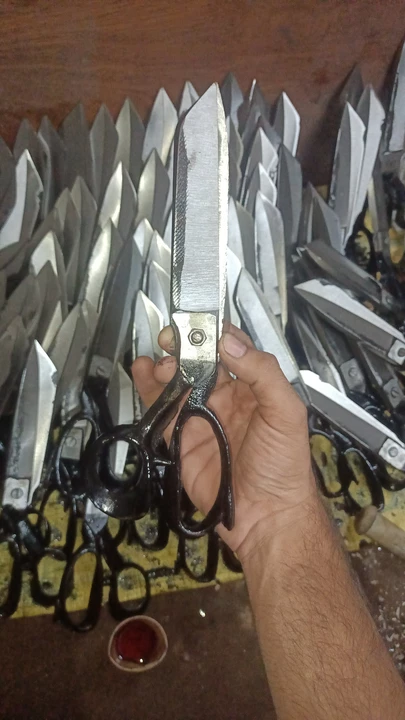 High quality iron handle scissors 10" inch  uploaded by MUKHTARUDDIN SCISSORS on 1/10/2023