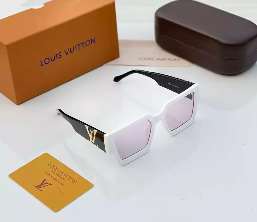 ⭐⭐ *1ST TIME IN INDIA*⭐⭐


🔥🔥🔥 *LOUIS VUITTON NEW EDITION UNISEX SAME AS ORIGNAL MODEL*🔥🔥🔥



 uploaded by business on 1/11/2023