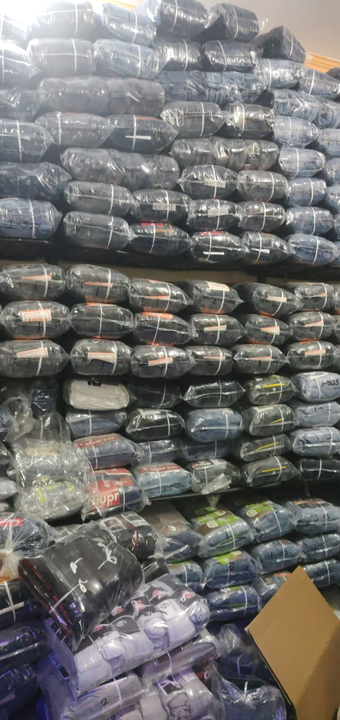 Warehouse Store Images of CH-9 JEANS