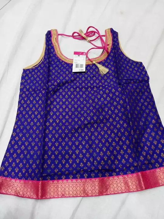 Short kurti uploaded by Ma karni fashion hub on 1/11/2023