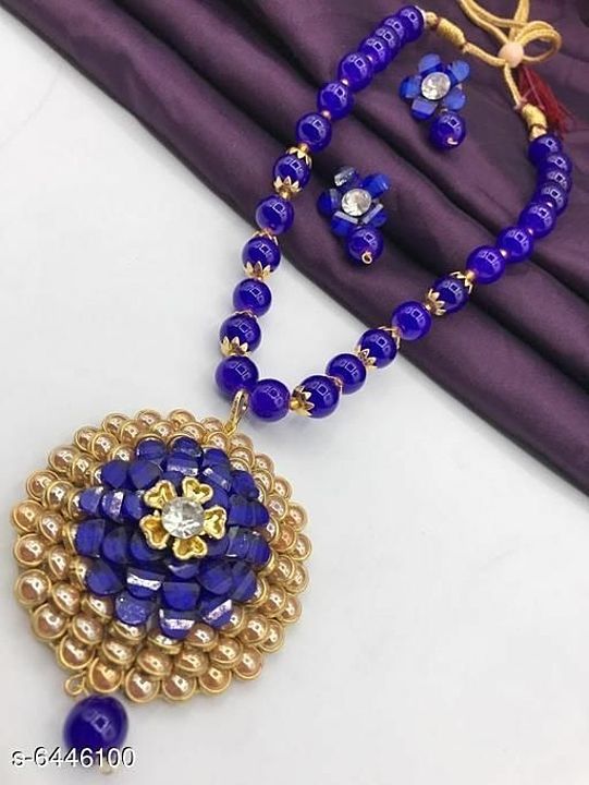 Catalog Name:*Feminine Colorful Jewellery Sets*
Base Metal: Alloy
Plating: Gold Plated
Stone Type: P uploaded by Raiyan Collections on 7/5/2020