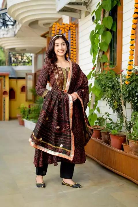 Post image Beautiful Rayon Fabric Anarkali kurti Pant With Dupatta Set