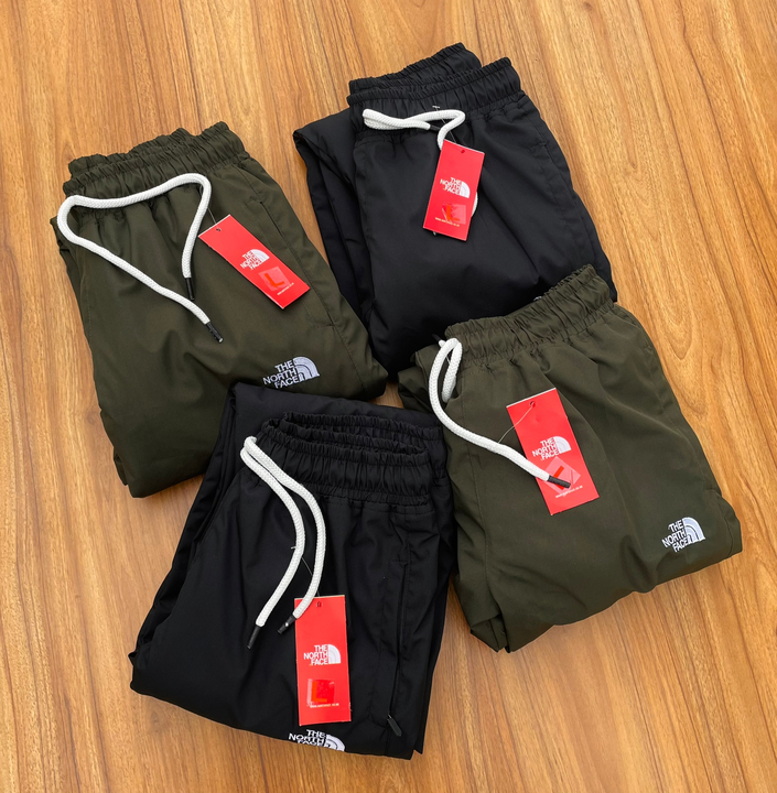  BRAND - THE NORTH FACE🛍

 * FULLY WARM LOWERS *️‍

*  FULLY ANTIPILLING INSIDE 

*  PREMI uploaded by SN creations on 5/29/2024