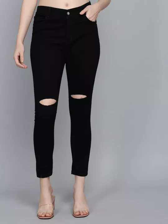 Post image Single Button Stretchable Ankle Length Slim Fit Knee cut Jeans For Women
Article :- [515]
Brand :- M Moddy
Colour :- Black, C_Blue, Grey, Ice, HW
Fabric Used :- Denim Lycra Blend
Sizes Set :- 28|30|32|34
Pack Of 4 Pieces
Ideal For Girls &amp; Womens