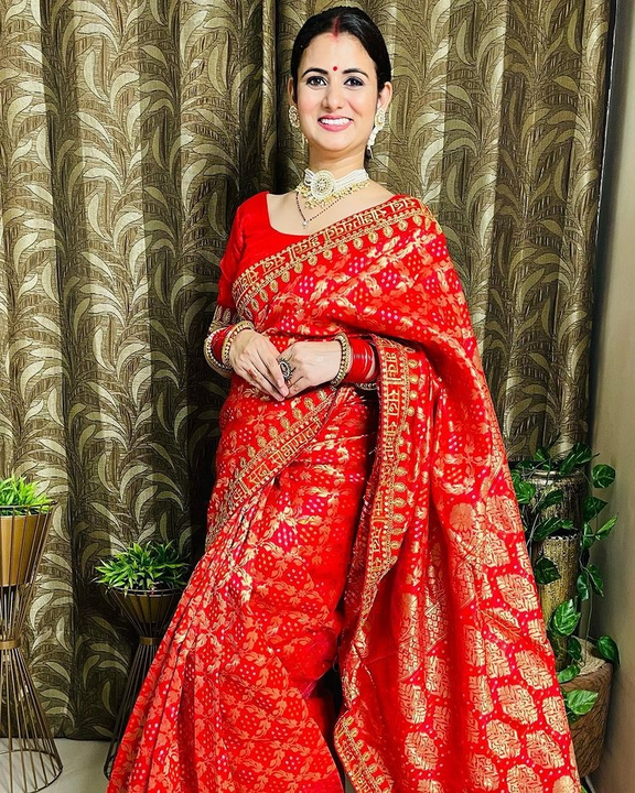 Jacquared zari wooven bridal saree with saubhgyaboti lace uploaded by Female f as shik  on 1/13/2023