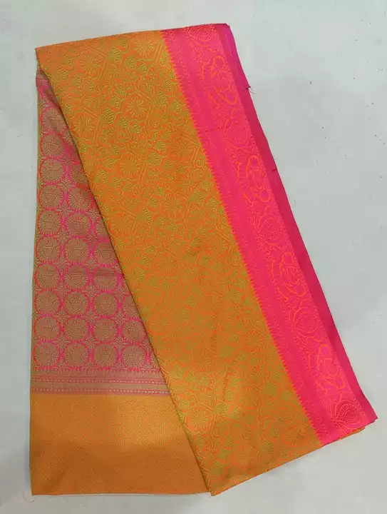 Product uploaded by Waris fabrics on 1/13/2023