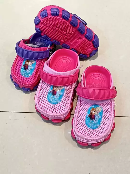 Kids pink crocs  uploaded by Padangan shoe center on 6/4/2024