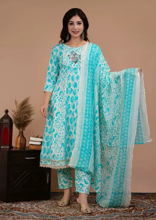 Nayra cut kurti 3 pes set uploaded by business on 1/14/2023