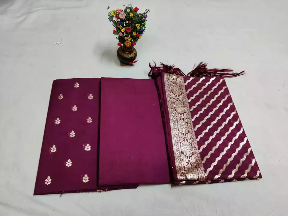 Product uploaded by Banarsi fabric's on 1/15/2023