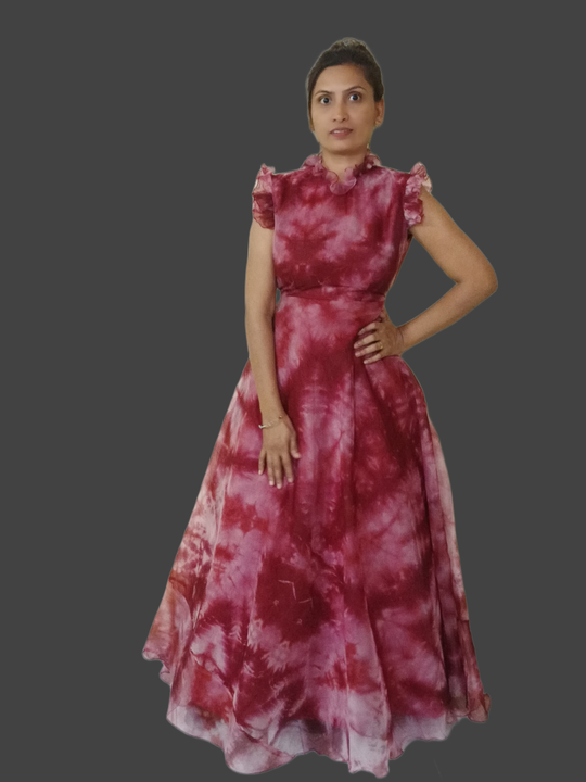 Product image of Organza partywear gown, price: Rs. 1600, ID: organza-partywear-gown-bb74886d