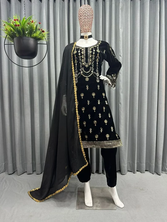 Heavy velvet designer suit uploaded by GS Traders on 1/15/2023