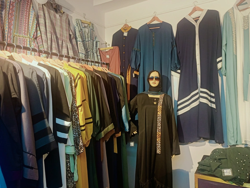 Shop Store Images of Al fashion shams garments