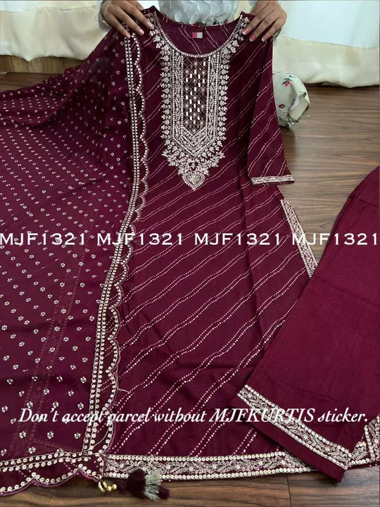 Kurti with pant with dupatta  uploaded by S.NARESH KUMAR  on 1/16/2023