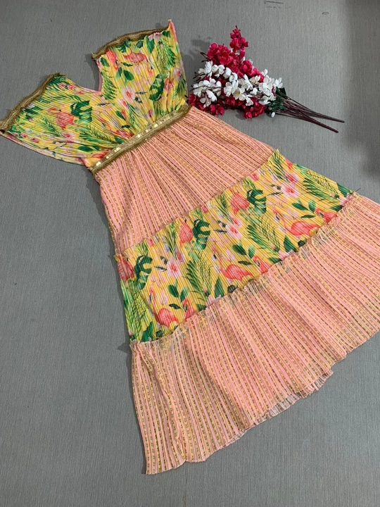 Product image of Western dress, price: Rs. 1250, ID: western-dress-495e23cd