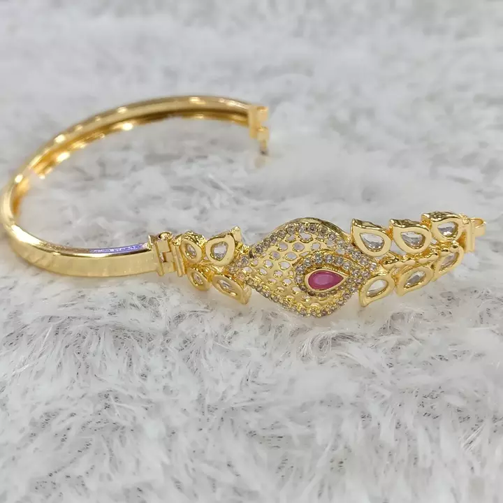Silver and gold bracelet kada uploaded by Delight fashion on 1/16/2023