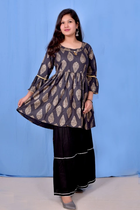 Kurti with sarara  uploaded by H.R Fashion's on 1/16/2023