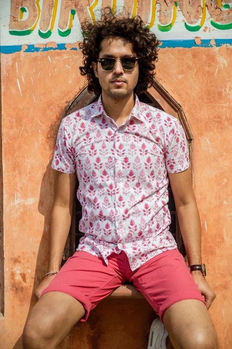 Pink motif printed shirt uploaded by business on 1/17/2023