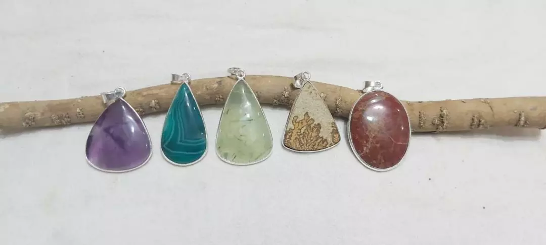 Crystals Pendants  uploaded by business on 1/18/2023