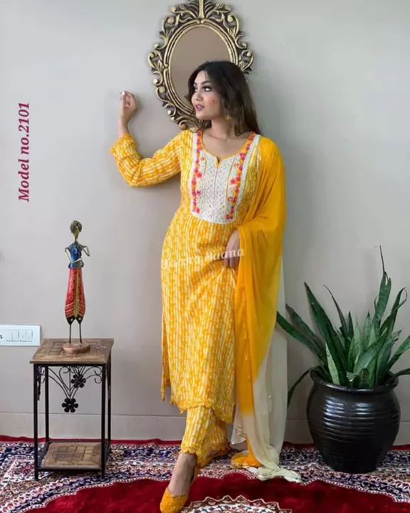 classy melanage kurti with pant and chiffon dupatta  uploaded by business on 1/18/2023
