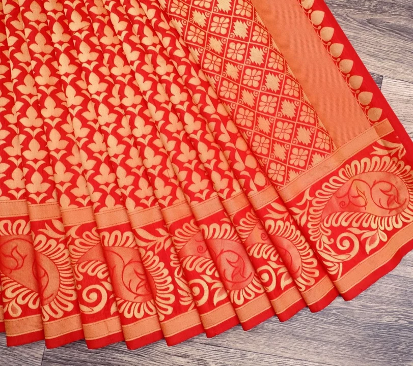 Product image of Ladybook Soft Litchi Silk Saree , price: Rs. 649, ID: ladybook-soft-litchi-silk-saree-02413009