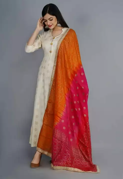 Gown with dupatta uploaded by Jaipuri Fashion Point  on 5/9/2024