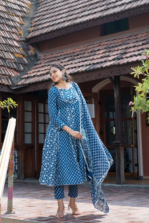 Weavllite women's indigo pure cotton block printed kurta set uploaded by Weavllite on 1/19/2023