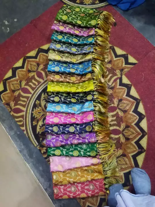 Visiting card store images of Banarasi saree and suit meterial