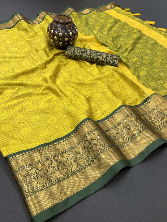 Banarasi Silk weaving saree with fabulous checks weaes  uploaded by Maruti enterprise on 1/19/2023