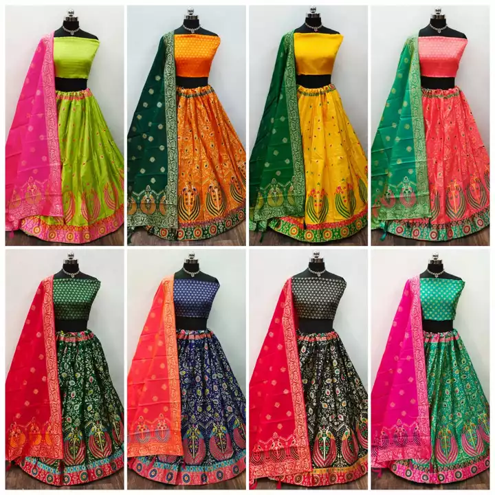 Banarasi jaquard lehnga choli with dupatta uploaded by Aryan Tex on 1/20/2023