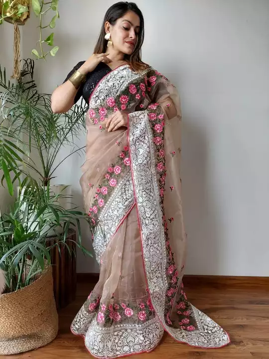 Saree. Single available uploaded by Maa Creation. on 1/21/2023